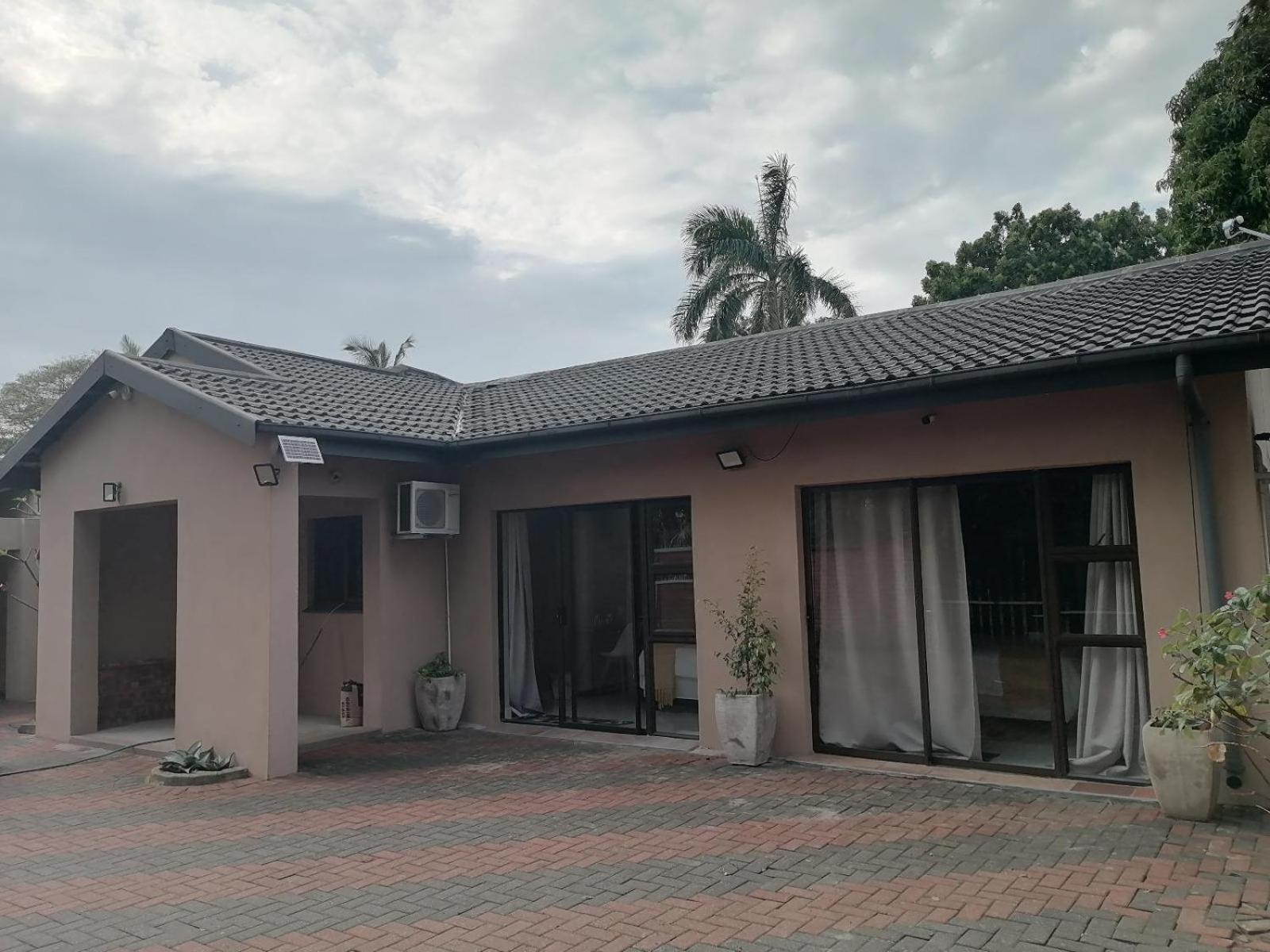 理查兹湾Nqabanqaba住宿加早餐旅馆 外观 照片